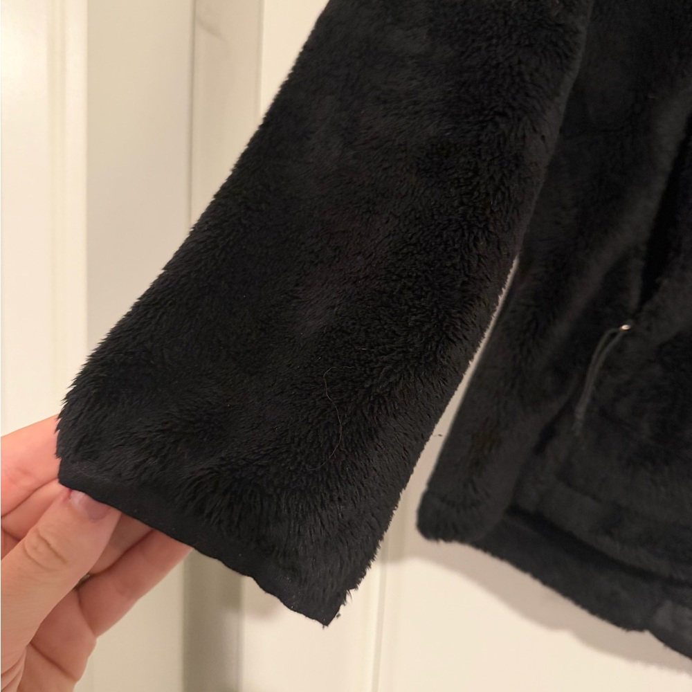 Women’s North Face Jacket - Picture 4 of 9